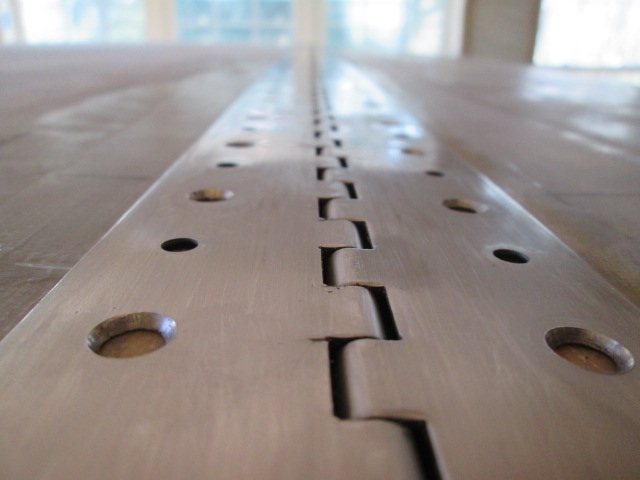 Hatch Hinge Flip Deburred