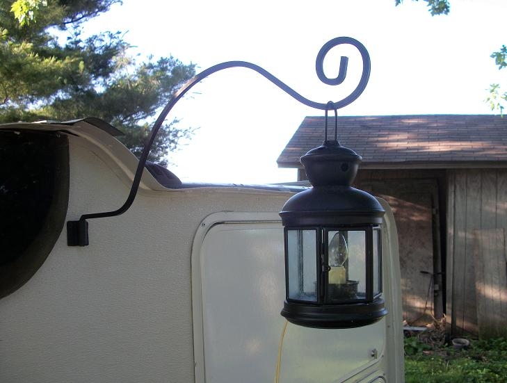 LANTERN HOOK