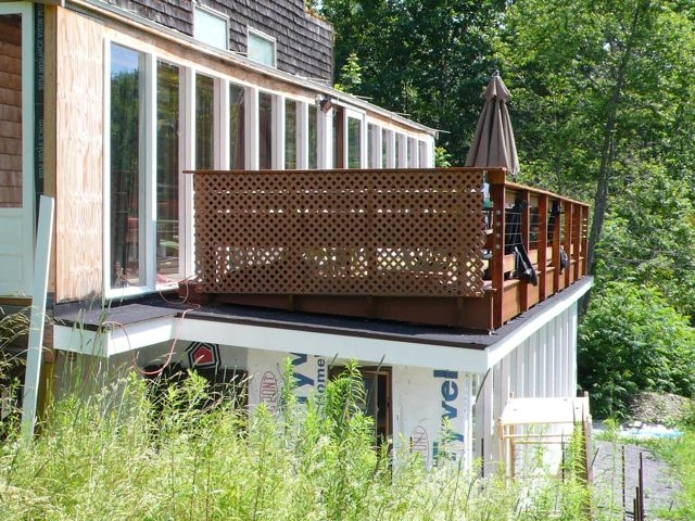lattice back side..