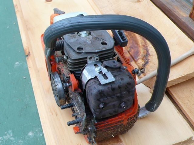 muffler bracket