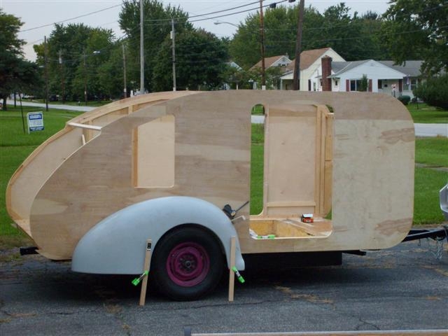 Seeing how my 1940 Ford fenders look.