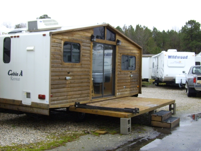 Cabin on wheels