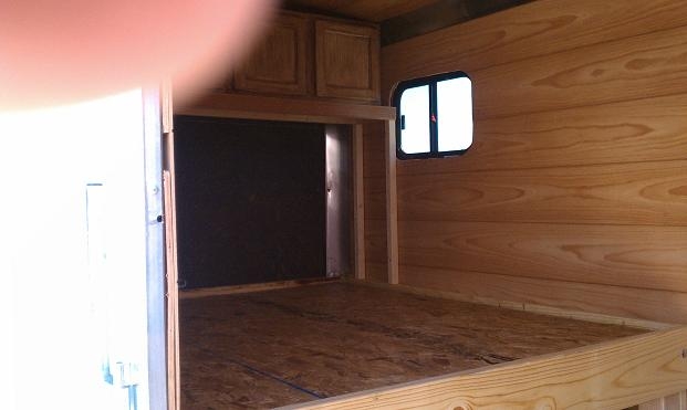Queensize bunk 1