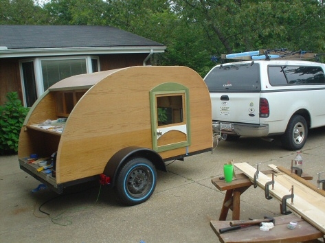 While Bill worked on the shutter I wired the trailer and drilled holes in the fenders for the lights.