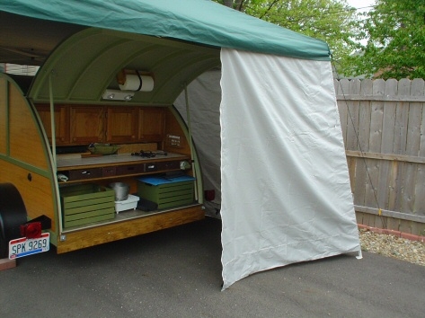 Curtain down, rear view.