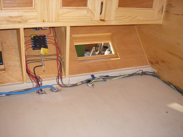 12v, 120v, & running light wiring entering cabin