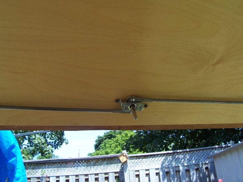 hatch handle