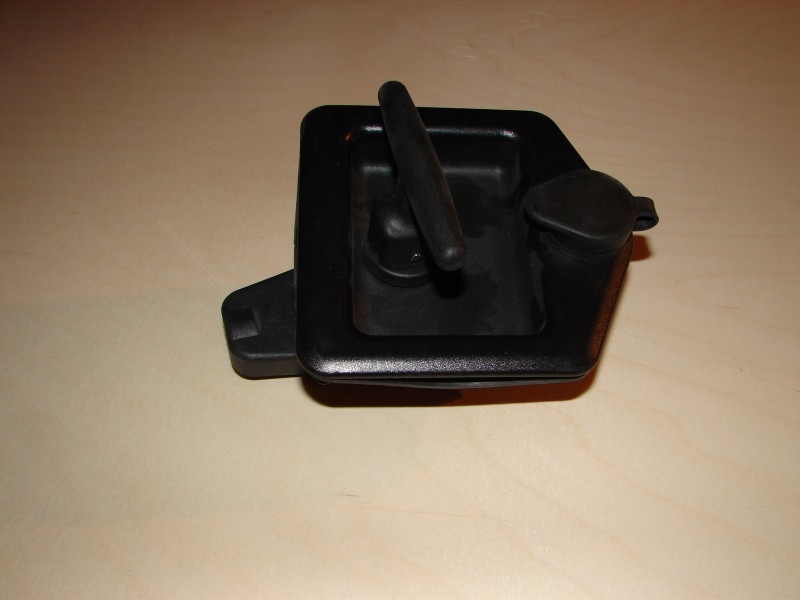 hatch handle