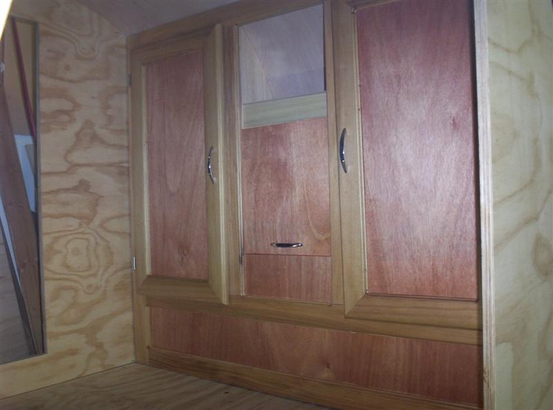 Closet AC closed