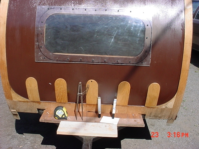Mells trailer 150