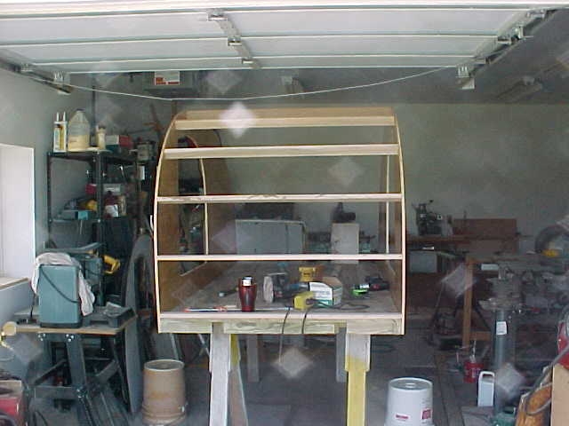 Roof ribs going in