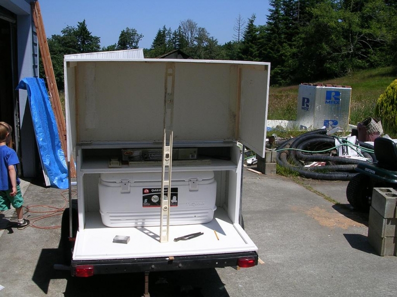 Galley hatch attached