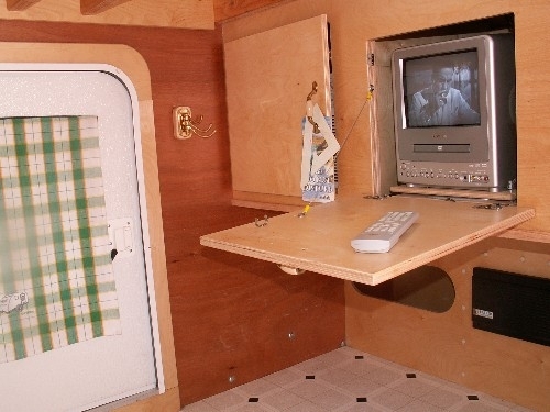 Interior - TV