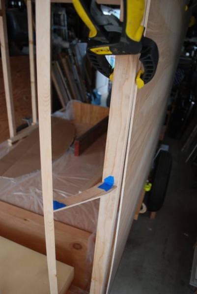 cornerplywoodrib