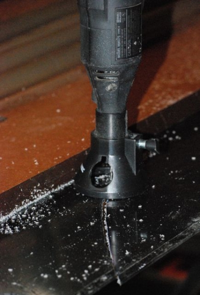 Dremel cutting plexiglass