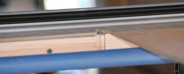 roof view hatch hinge