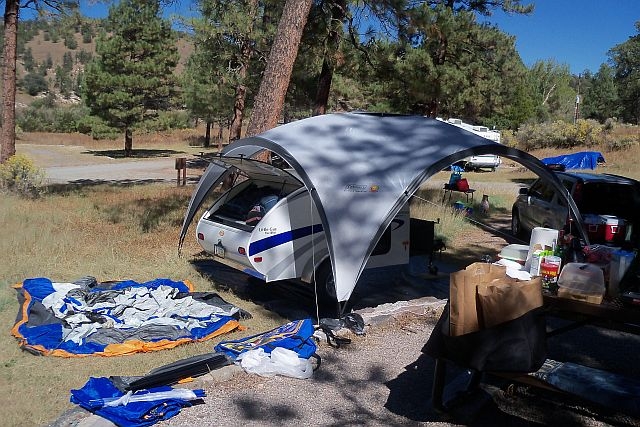 First set up of the SUV tent, will this become the warm homey living space that I invisioned