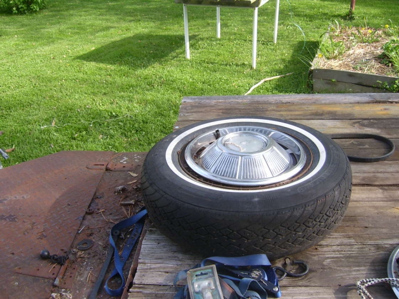 matching hub cap