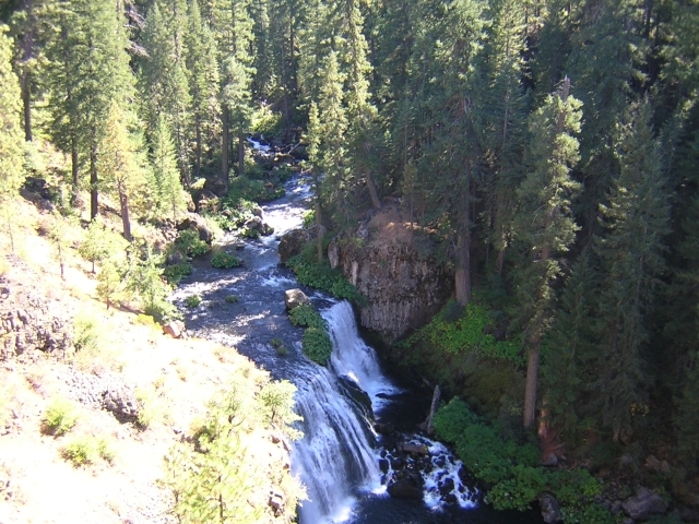 McloudsMiddle Falls