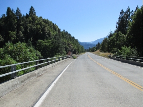 3 Bigfoot Hwy 96 - pretty lonely