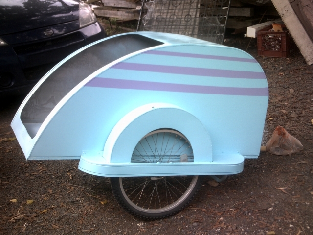 Aluminum bicycle trailer