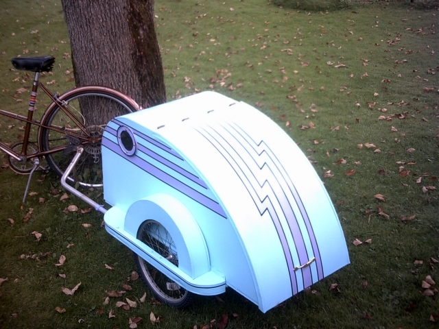 Aluminum bicycle trailer