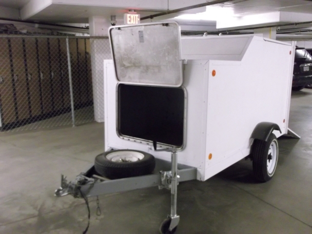 Trailer front hatch