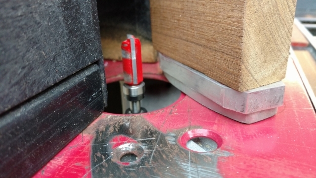 Hinge Spacer Router Table (1280x720)