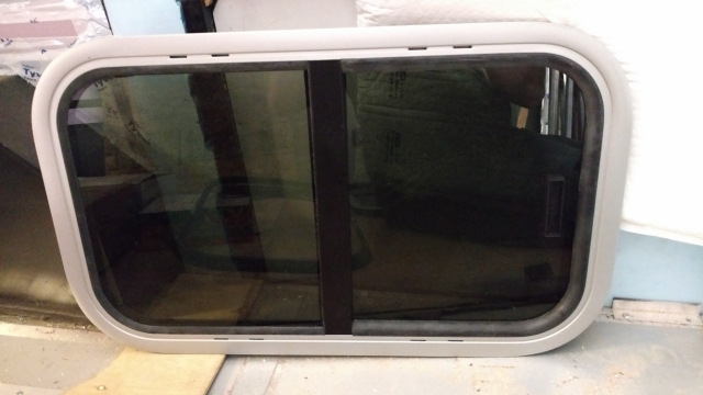 14x24 Window Front (1280x720)