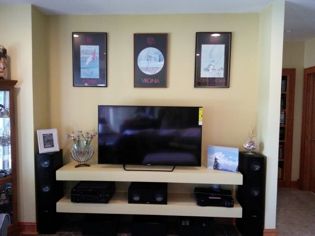 Entertainment shelves