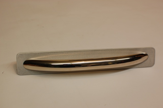 Galley hatch handle - DSC 5161-1