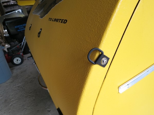 Hatch End D Rings for Kelty SUV Awning attachment - IMG 0150