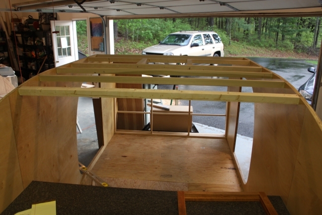 Double Hatch Spar 2x2