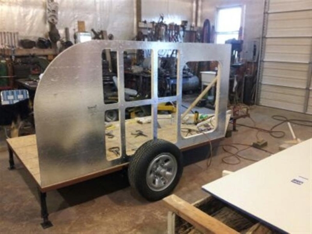 Camper 050 (Medium)