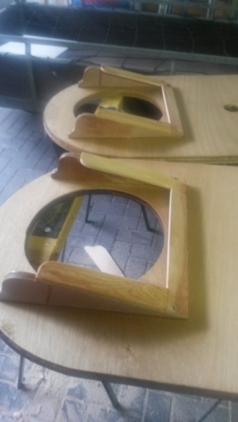 windows mounted