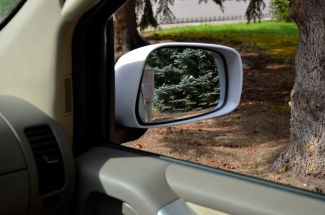 2016-09-03 TV w trailer side mirror view