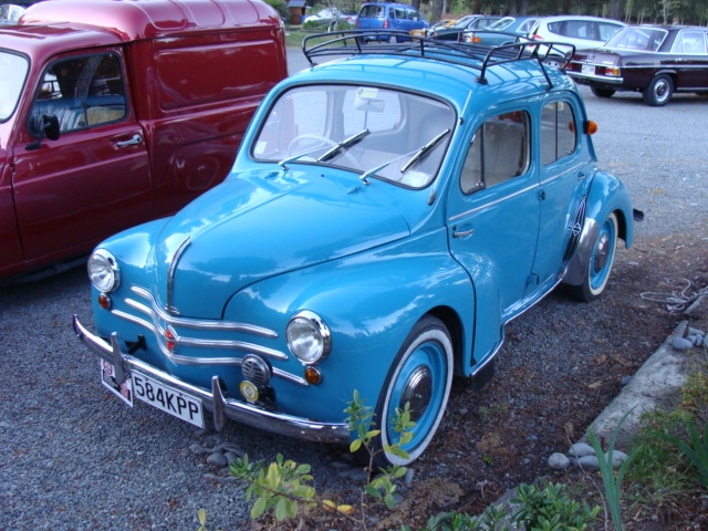 Renault  4CV.