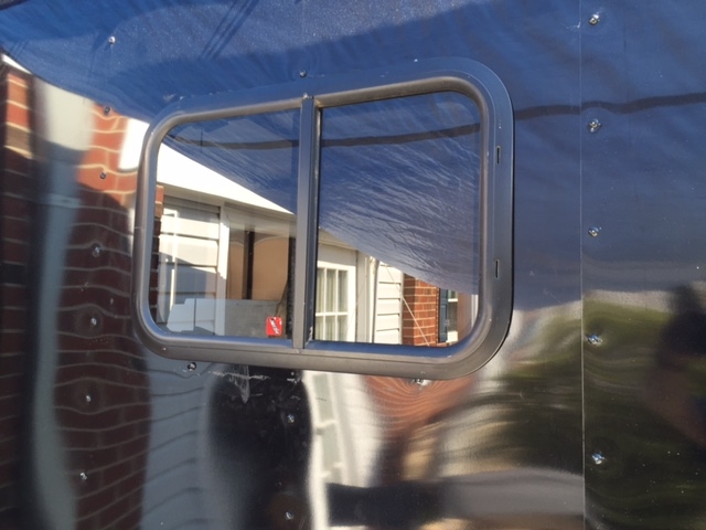 Window in2