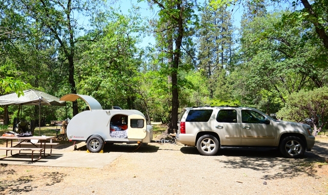 zebra trailer, Candominium