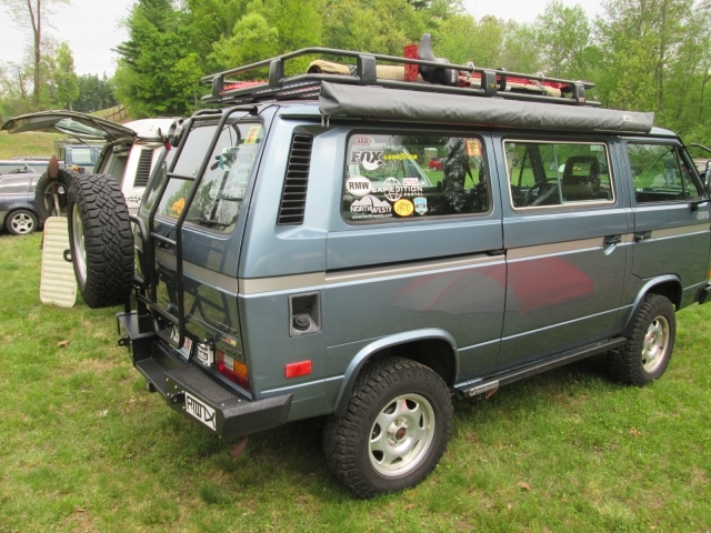 4x4 VW Camper Blue 2