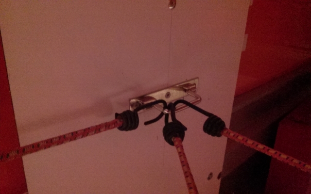 Crate handle as ring for hooks