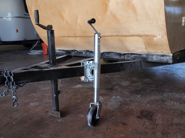 Swivel Jack