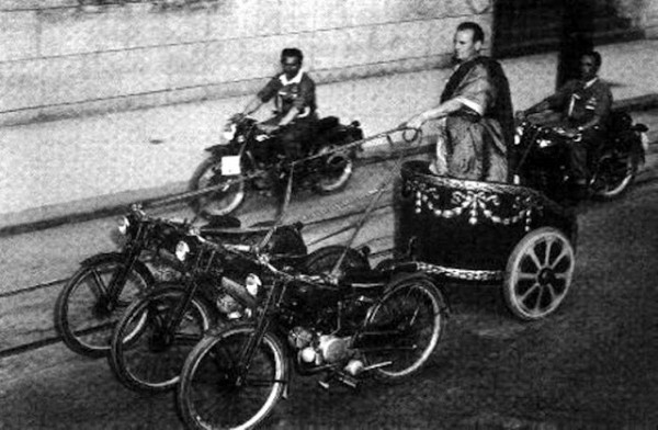 Motorcycle-Chariot-Racing-05-600x392