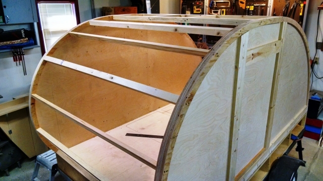 Front spars installed 2
