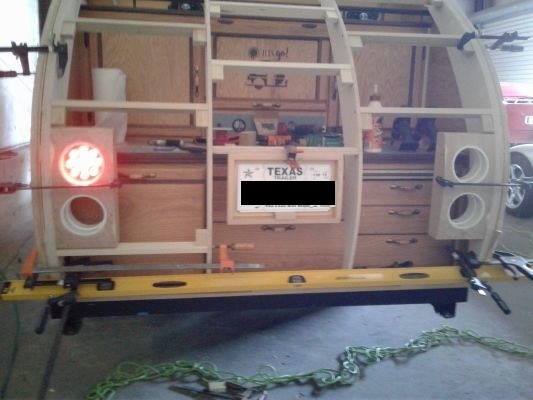 Inset tail light boxes