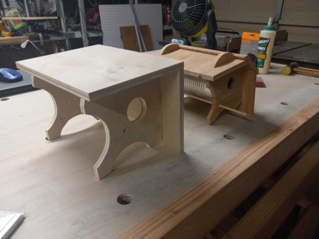 bird house / clean out