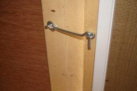 screen door inner latch