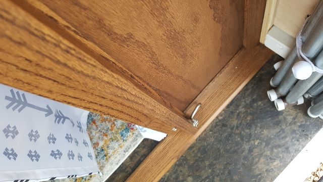 Rear Stub Wall Lower Latch