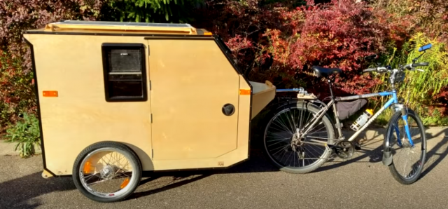 bike camper Andrzej Kaminski