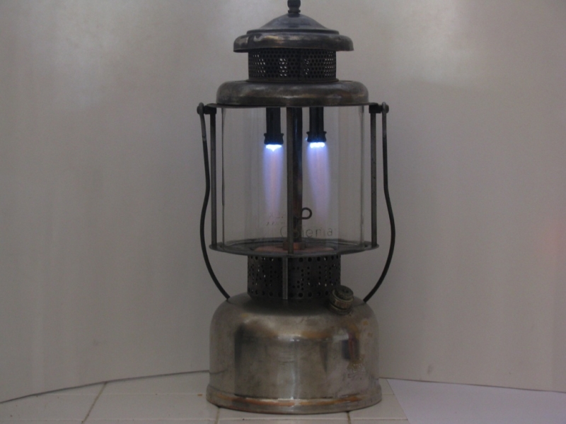 R4OCKETLANTERN